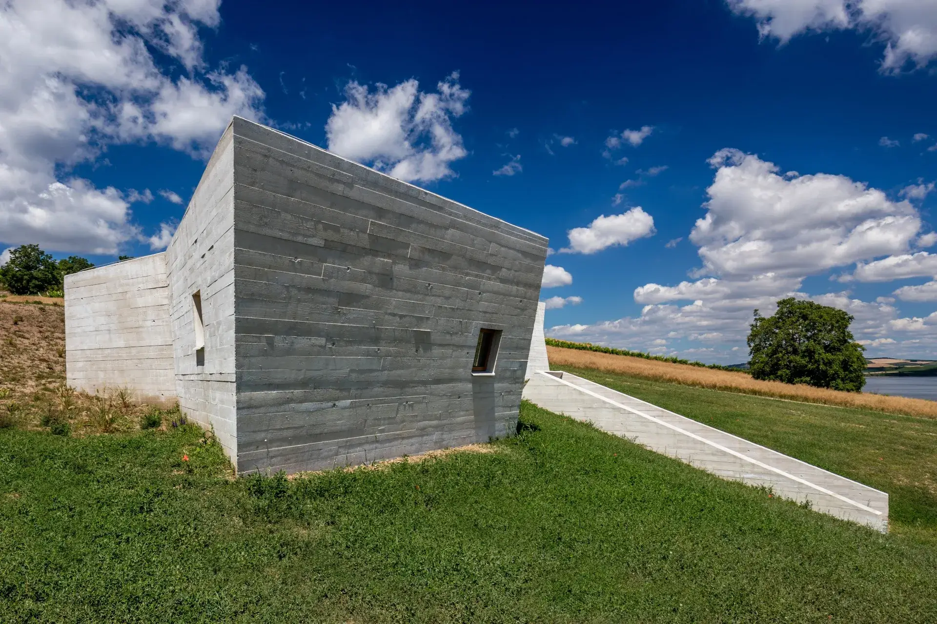 Cemex se podílel na realizaci oceňovaného Archeoparku Pavlov na Brněnsku.