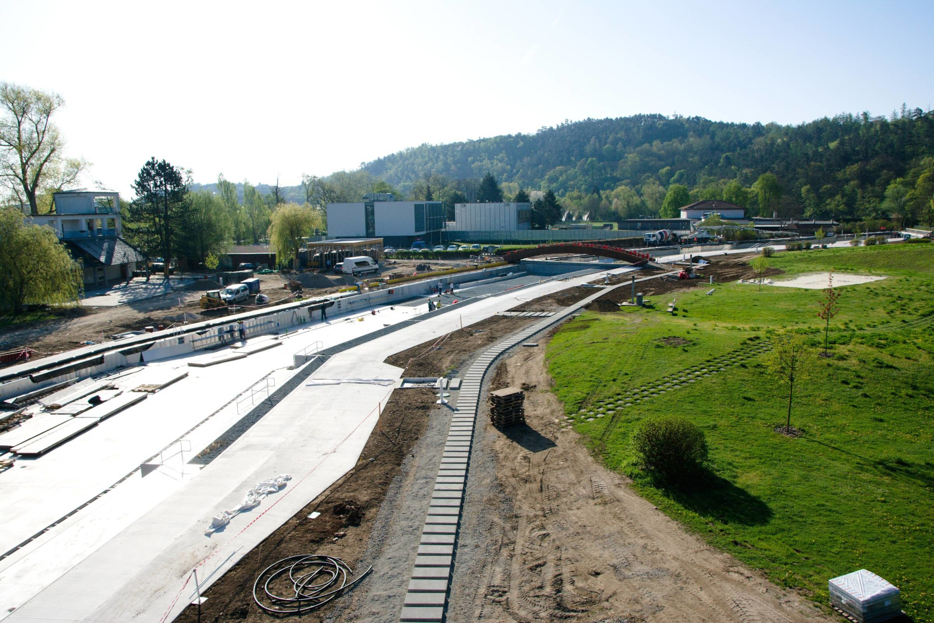 Cemex se podílel na rekonstrukci bazénů Riviéra v Brně.